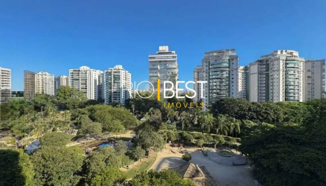 Apartamento com 4 quartos à venda, 150m2 em Rio De Janeiro - RJ - imagem 4 Foto 4 de Apartamento com 4 quartos à venda, 150m2 em Rio De Janeiro - RJ