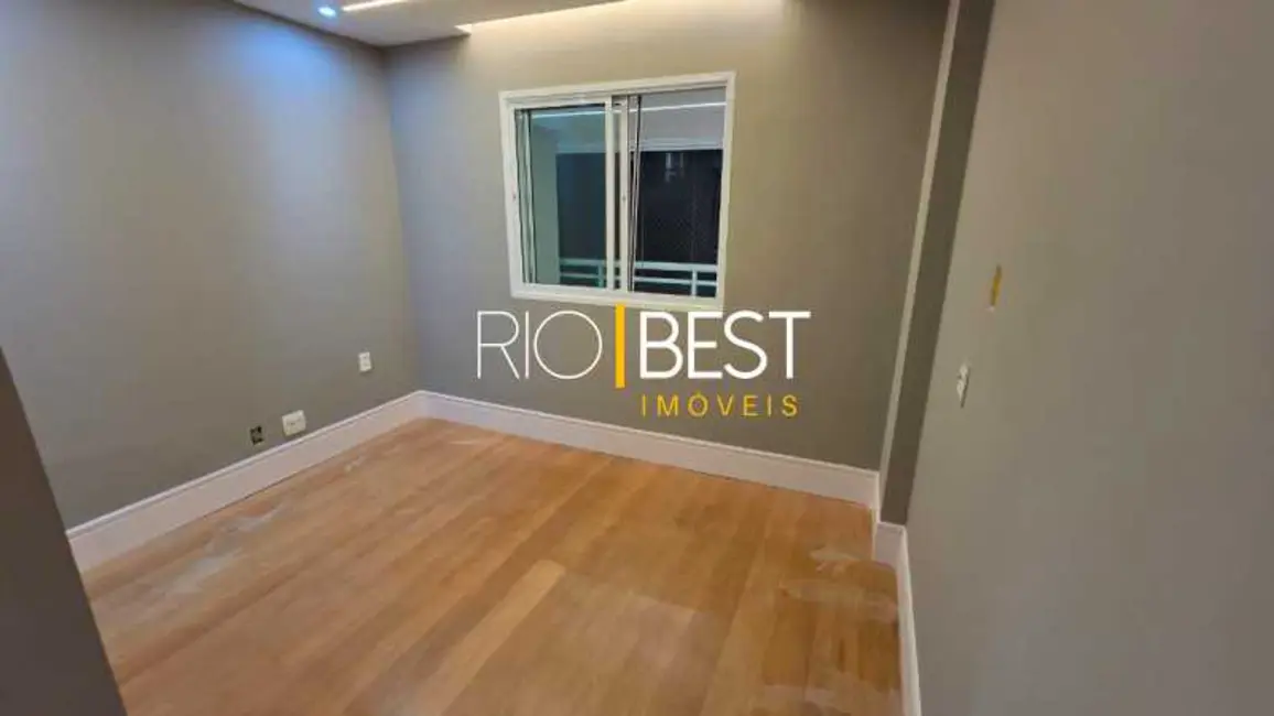 Apartamento com 3 quartos à venda, 112m2 em Rio De Janeiro - RJ - imagem 7 Foto 7 de Apartamento com 3 quartos à venda, 112m2 em Rio De Janeiro - RJ