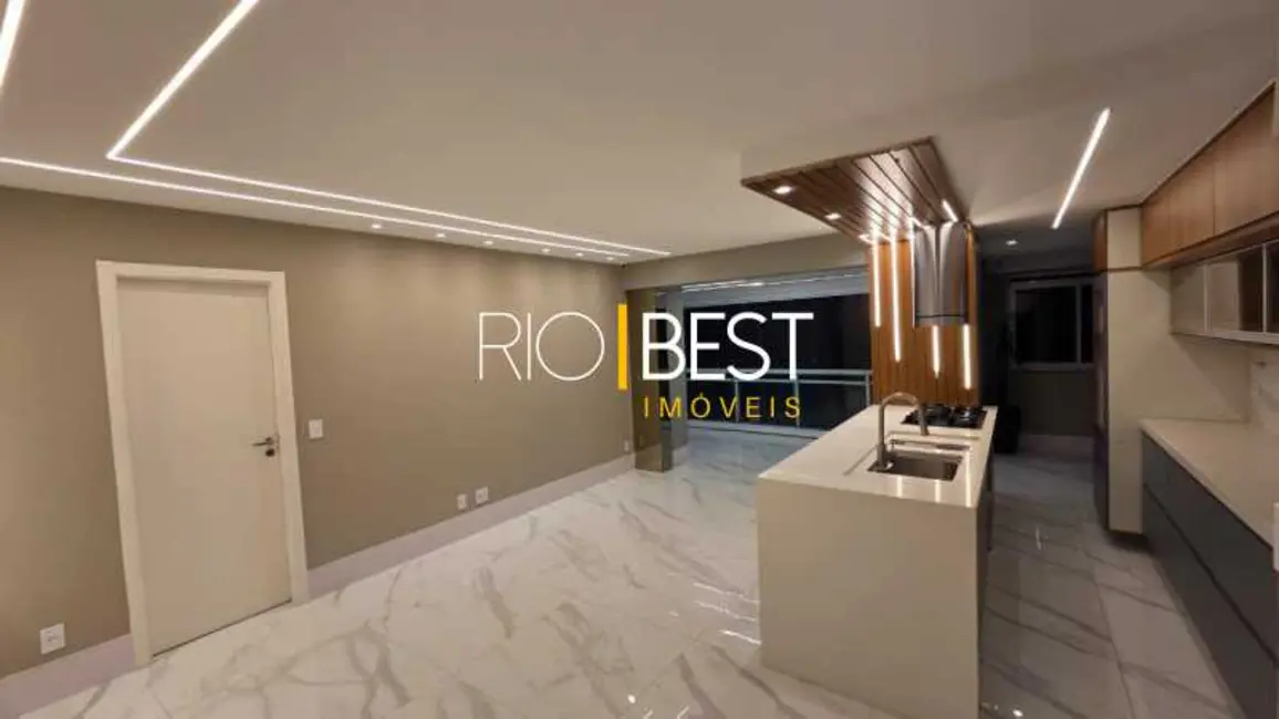 Apartamento com 3 quartos à venda, 112m2 em Rio De Janeiro - RJ - imagem 3 Foto 3 de Apartamento com 3 quartos à venda, 112m2 em Rio De Janeiro - RJ