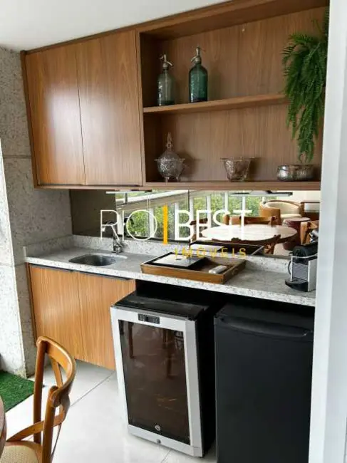 Foto 3 de Apartamento com 3 quartos à venda, 160m2 em Rio De Janeiro - RJ