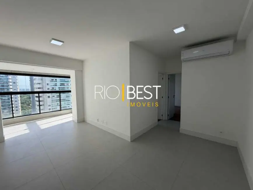 Foto 5 de Apartamento com 2 quartos para alugar, 76m2 em Rio De Janeiro - RJ