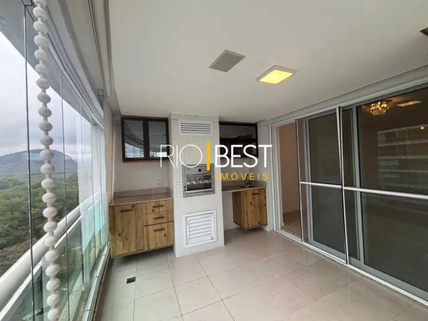 Foto 4 de Apartamento com 3 quartos para alugar, 127m2 em Rio De Janeiro - RJ