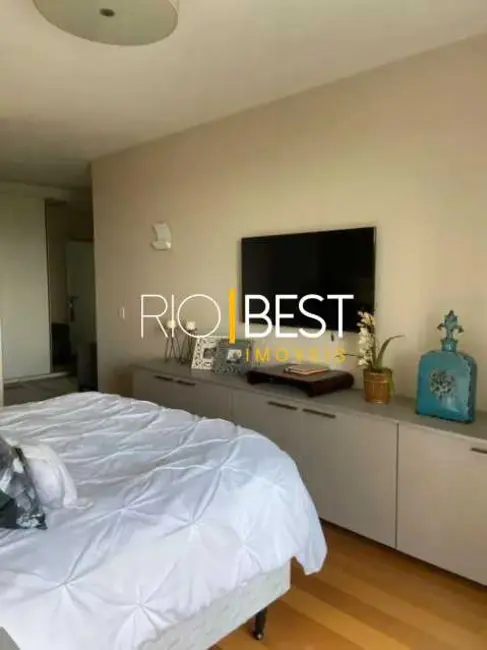 Foto 9 de Apartamento com 4 quartos à venda e para alugar, 256m2 em Rio De Janeiro - RJ