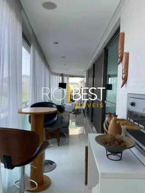 Foto 5 de Apartamento com 4 quartos à venda e para alugar, 256m2 em Rio De Janeiro - RJ