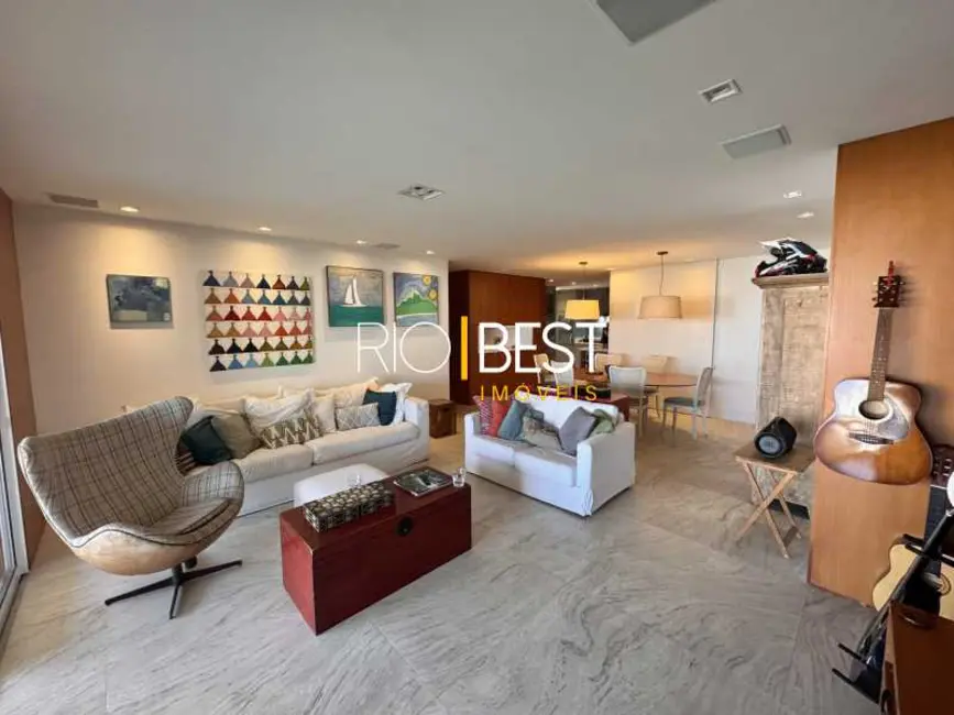 Foto 5 de Apartamento com 3 quartos para alugar, 193m2 em Rio De Janeiro - RJ