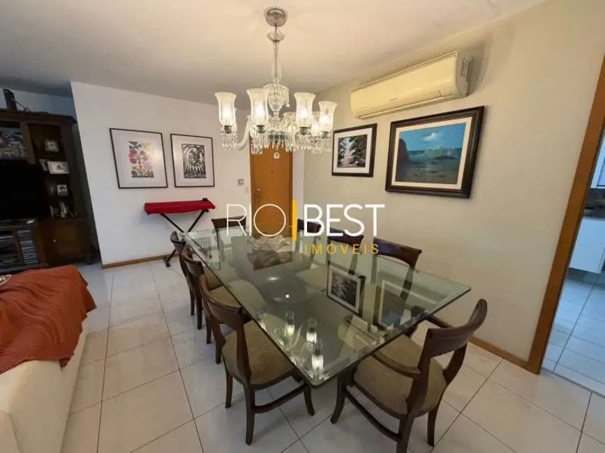Apartamento com 4 quartos à venda, 180m2 em Rio De Janeiro - RJ - imagem 7 Foto 7 de Apartamento com 4 quartos à venda, 180m2 em Rio De Janeiro - RJ