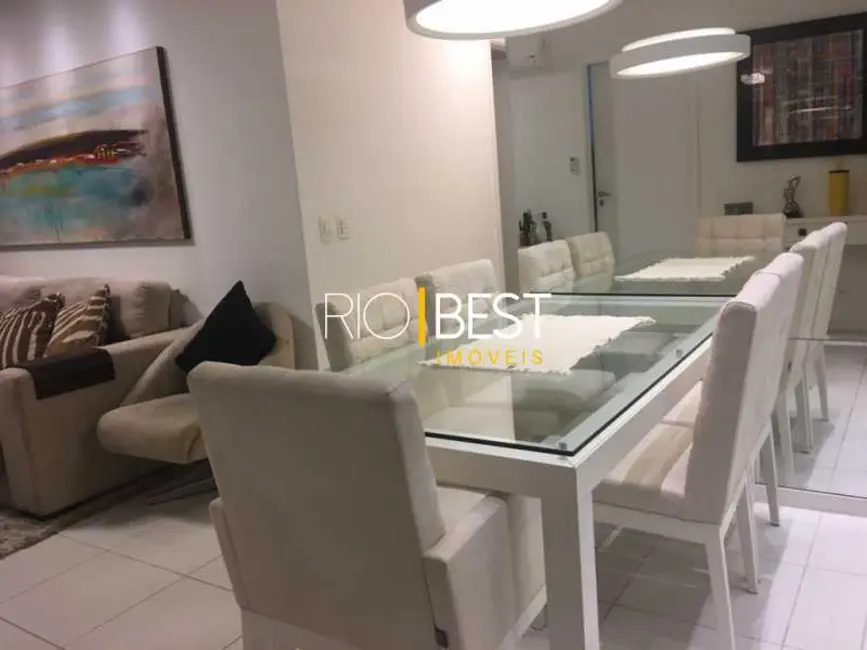 Foto 2 de Apartamento com 2 quartos para alugar, 80m2 em Rio De Janeiro - RJ
