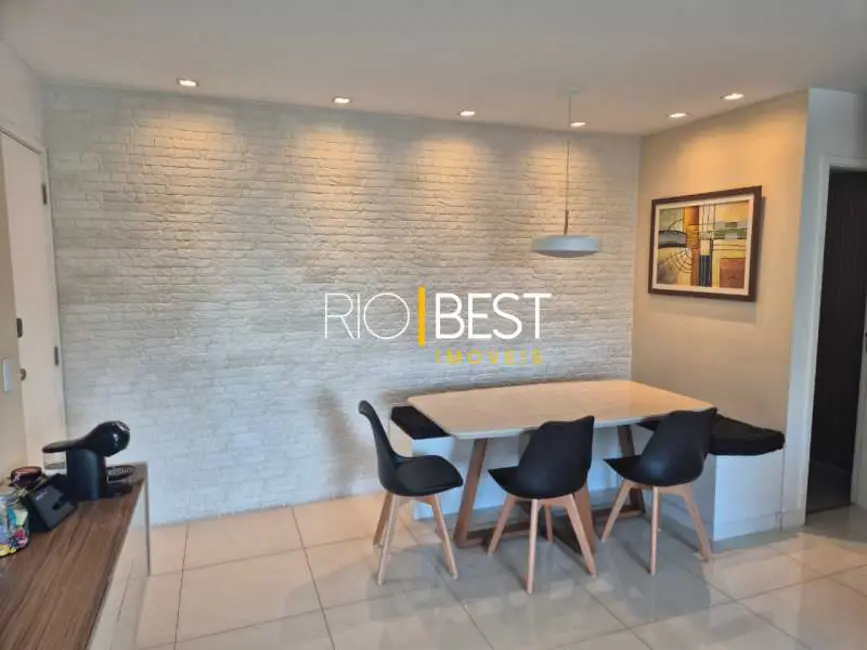 Foto 3 de Apartamento com 3 quartos à venda, 98m2 em Rio De Janeiro - RJ
