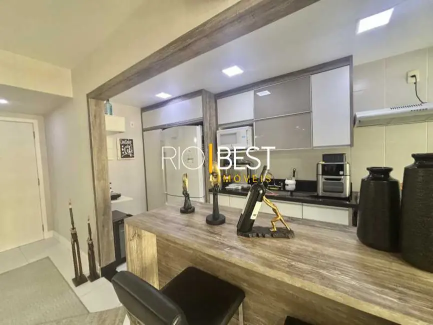 Foto 8 de Apartamento com 2 quartos à venda, 76m2 em Rio De Janeiro - RJ
