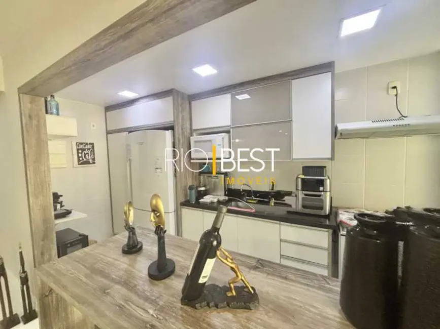 Foto 9 de Apartamento com 2 quartos à venda, 76m2 em Rio De Janeiro - RJ