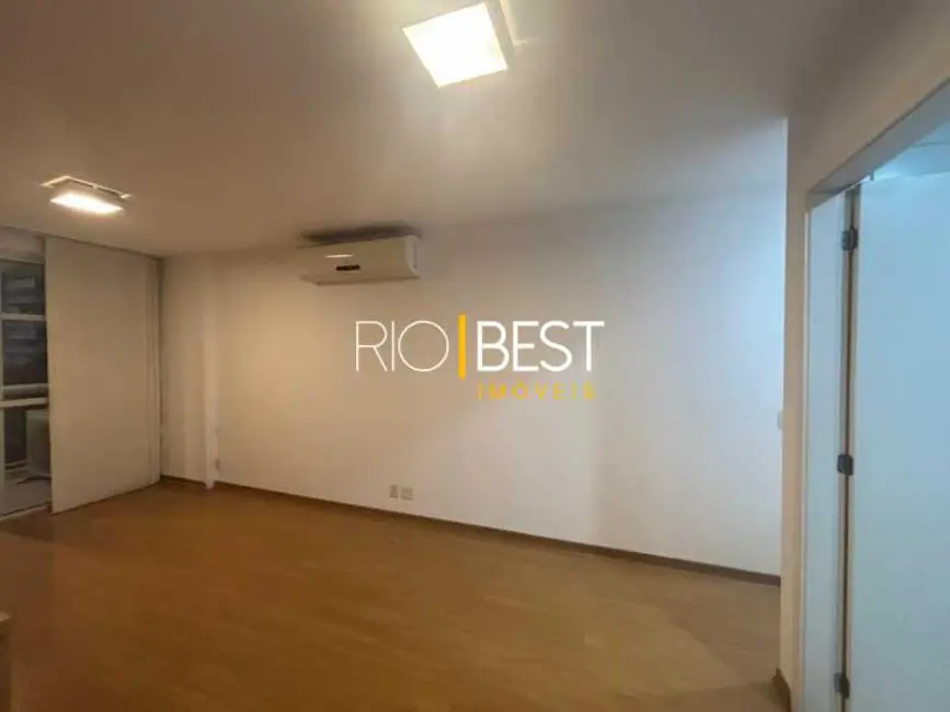 Apartamento com 2 quartos para alugar, 78m2 em Rio De Janeiro - RJ - imagem 4 Foto 4 de Apartamento com 2 quartos para alugar, 78m2 em Rio De Janeiro - RJ