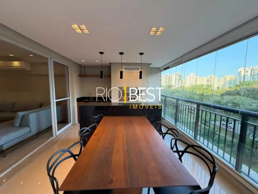 Foto 5 de Apartamento com 3 quartos para alugar, 155m2 em Rio De Janeiro - RJ