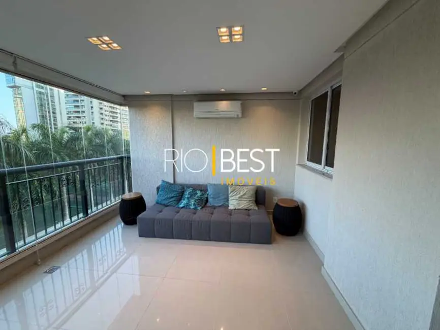 Foto 9 de Apartamento com 3 quartos para alugar, 155m2 em Rio De Janeiro - RJ