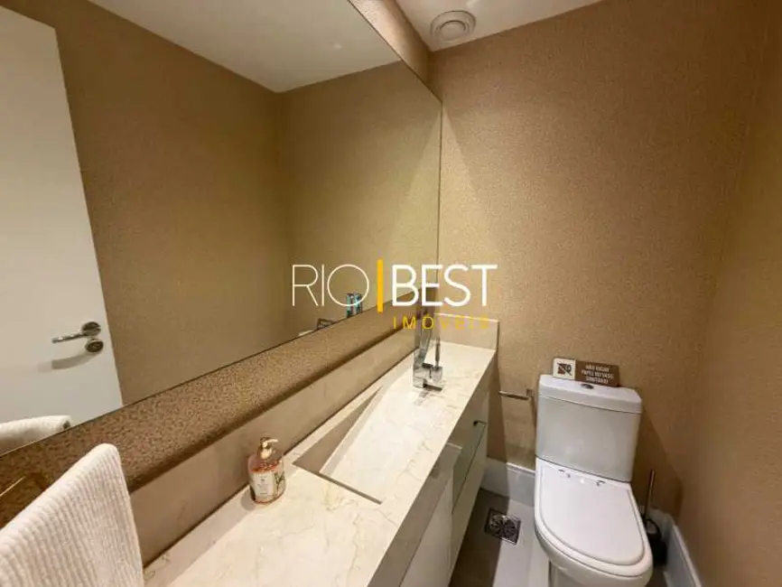 Foto 8 de Apartamento com 3 quartos para alugar, 155m2 em Rio De Janeiro - RJ