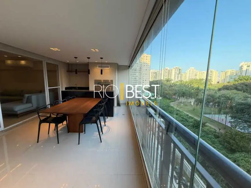 Foto 6 de Apartamento com 3 quartos para alugar, 155m2 em Rio De Janeiro - RJ