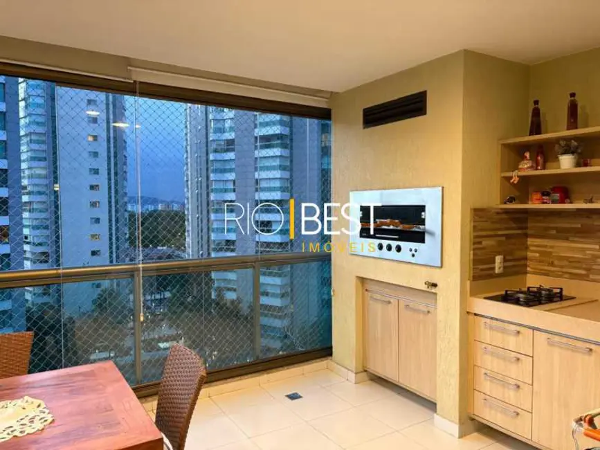 Foto 2 de Apartamento com 3 quartos para alugar, 179m2 em Rio De Janeiro - RJ