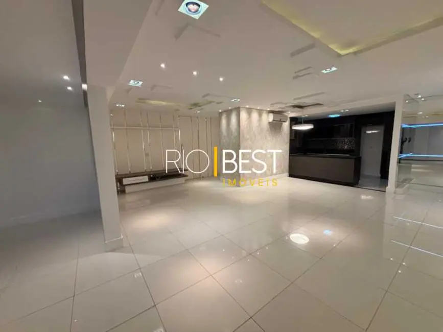 Foto 1 de Apartamento com 3 quartos para alugar, 160m2 em Rio De Janeiro - RJ