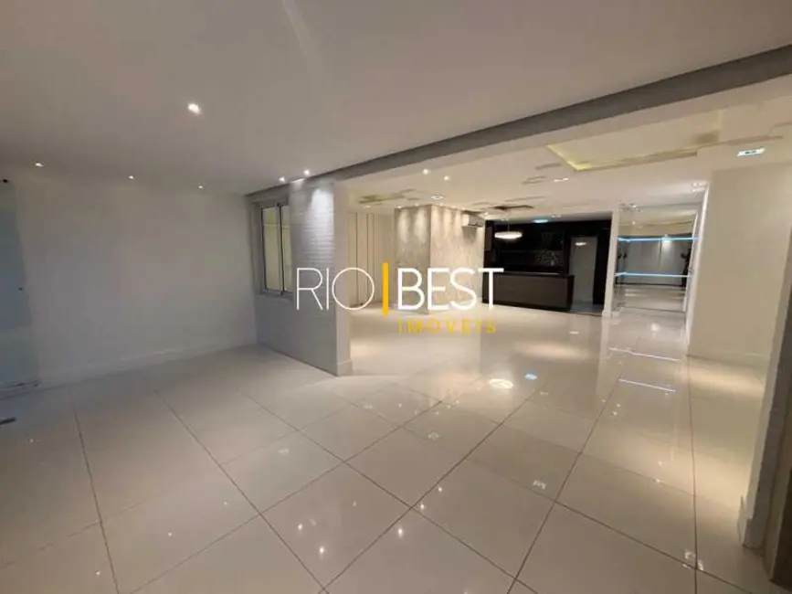 Foto 5 de Apartamento com 3 quartos para alugar, 160m2 em Rio De Janeiro - RJ