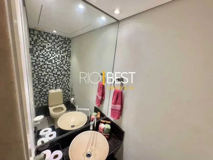 Apartamento com 4 quartos à venda, 137m2 em Rio De Janeiro - RJ - imagem 6 Foto 6 de Apartamento com 4 quartos à venda, 137m2 em Rio De Janeiro - RJ