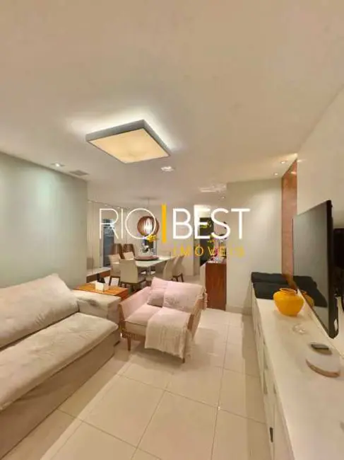 Apartamento com 4 quartos à venda, 137m2 em Rio De Janeiro - RJ - imagem 4 Foto 4 de Apartamento com 4 quartos à venda, 137m2 em Rio De Janeiro - RJ