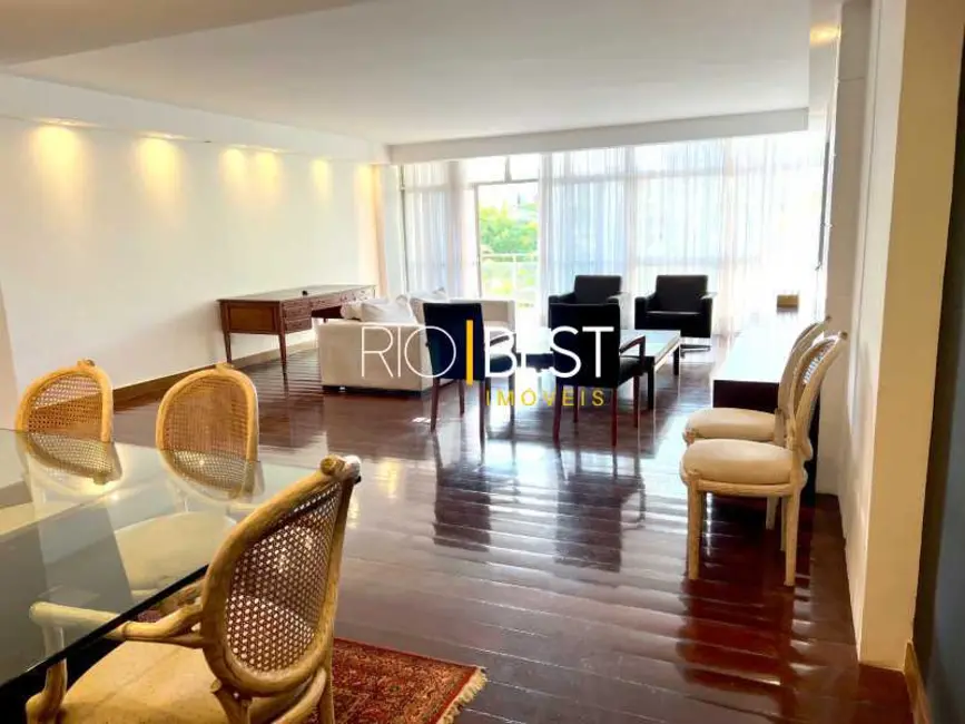 Apartamento com 2 quartos à venda e para alugar, 174m2 em Rio De Janeiro - RJ - imagem 2 Foto 2 de Apartamento com 2 quartos à venda e para alugar, 174m2 em Rio De Janeiro - RJ