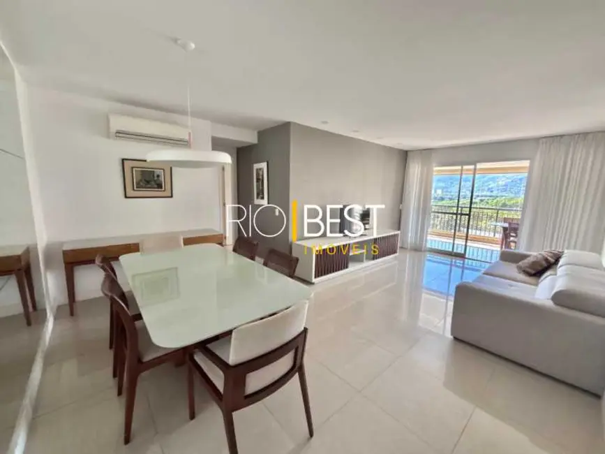Foto 1 de Apartamento com 3 quartos à venda e para alugar, 158m2 em Rio De Janeiro - RJ
