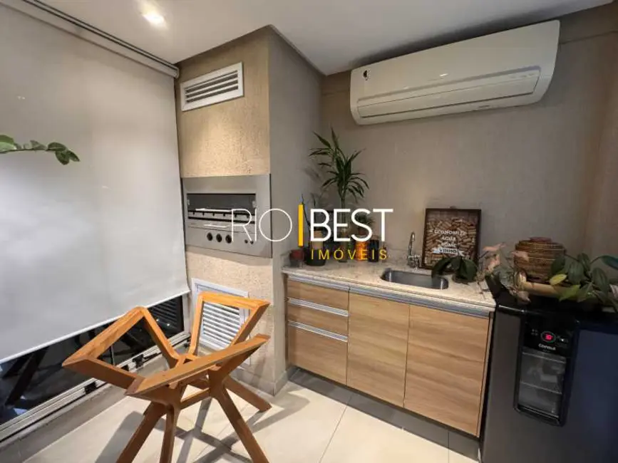 Apartamento com 3 quartos à venda, 155m2 em Rio De Janeiro - RJ - imagem 8 Foto 8 de Apartamento com 3 quartos à venda, 155m2 em Rio De Janeiro - RJ