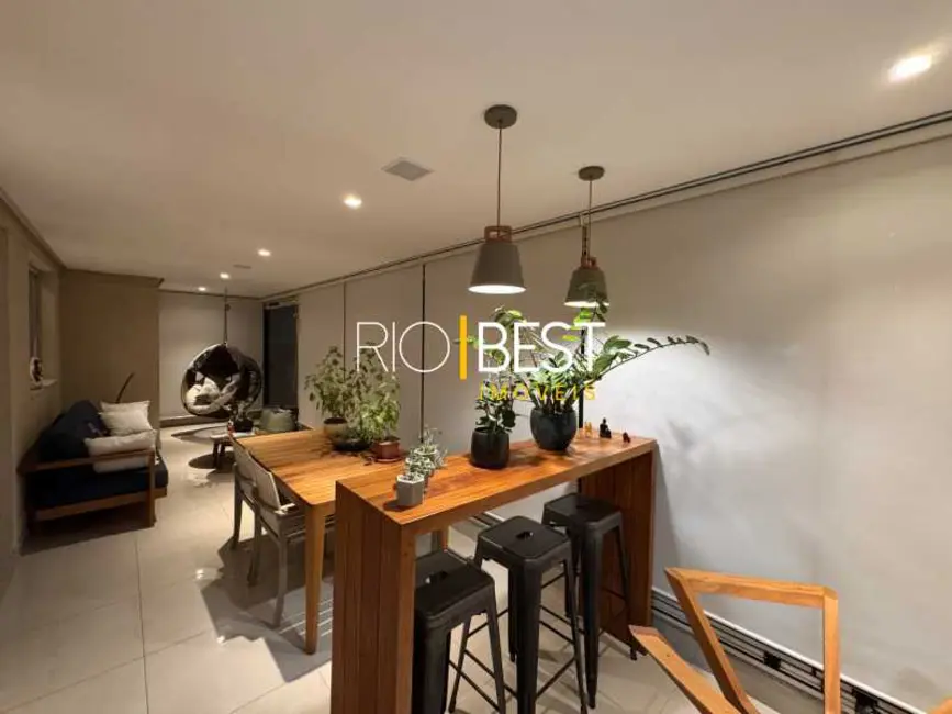 Apartamento com 3 quartos à venda, 155m2 em Rio De Janeiro - RJ - imagem 7 Foto 7 de Apartamento com 3 quartos à venda, 155m2 em Rio De Janeiro - RJ