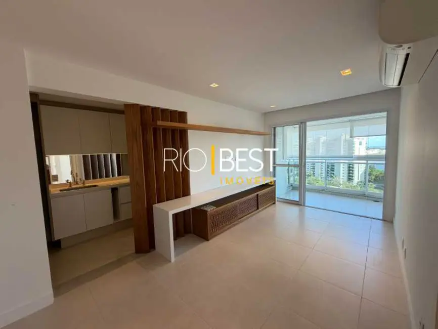 Apartamento com 2 quartos à venda, 75m2 em Rio De Janeiro - RJ - imagem 7 Foto 7 de Apartamento com 2 quartos à venda, 75m2 em Rio De Janeiro - RJ