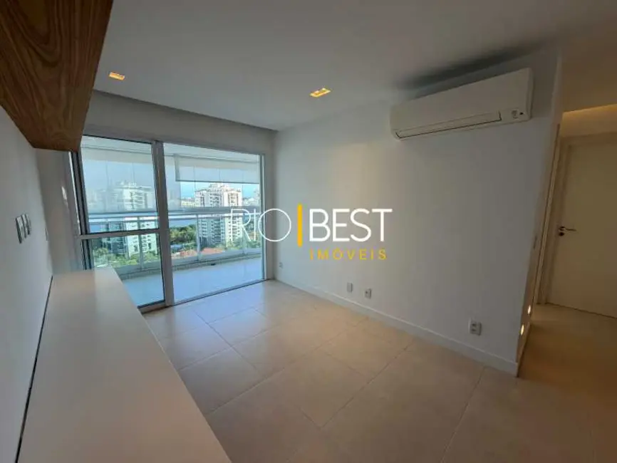 Apartamento com 2 quartos à venda, 75m2 em Rio De Janeiro - RJ - imagem 4 Foto 4 de Apartamento com 2 quartos à venda, 75m2 em Rio De Janeiro - RJ