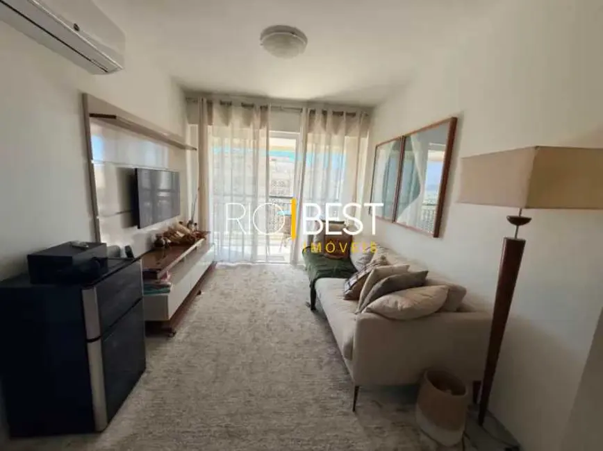 Apartamento com 2 quartos para alugar, 78m2 em Rio De Janeiro - RJ - imagem 3 Foto 3 de Apartamento com 2 quartos para alugar, 78m2 em Rio De Janeiro - RJ