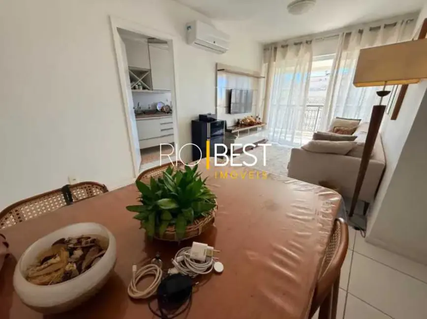 Apartamento com 2 quartos para alugar, 78m2 em Rio De Janeiro - RJ - imagem 5 Foto 5 de Apartamento com 2 quartos para alugar, 78m2 em Rio De Janeiro - RJ