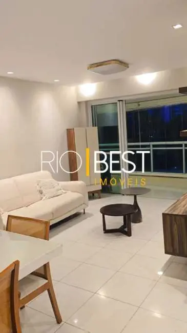 Foto 2 de Apartamento com 2 quartos para alugar, 112m2 em Rio De Janeiro - RJ