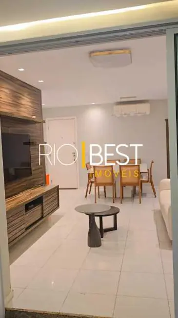Foto 3 de Apartamento com 2 quartos para alugar, 112m2 em Rio De Janeiro - RJ