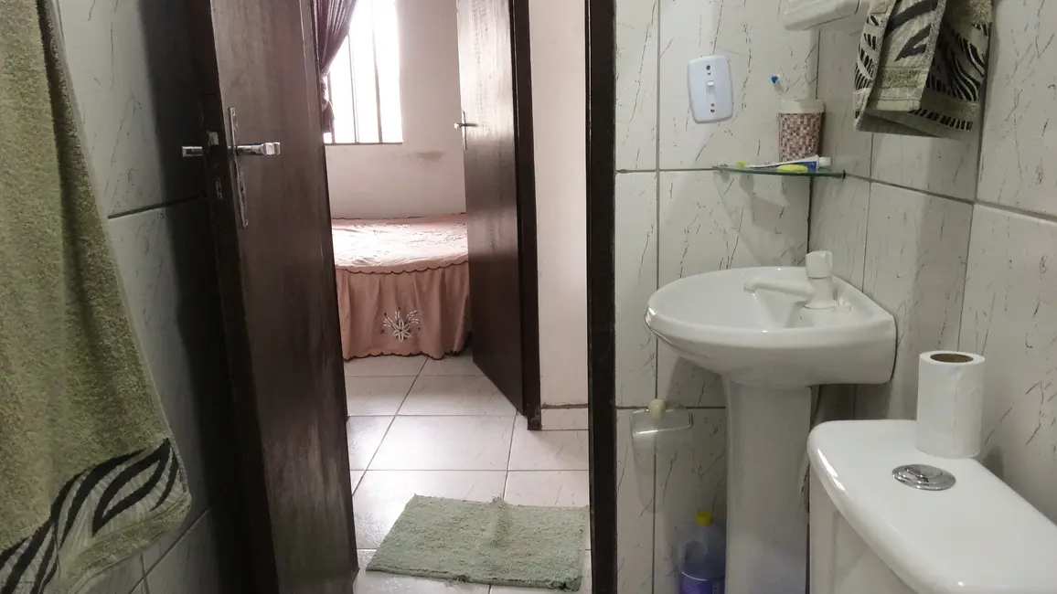 Foto 9 de Casa com 4 quartos à venda, 74m2 em Uberaba, Curitiba - PR