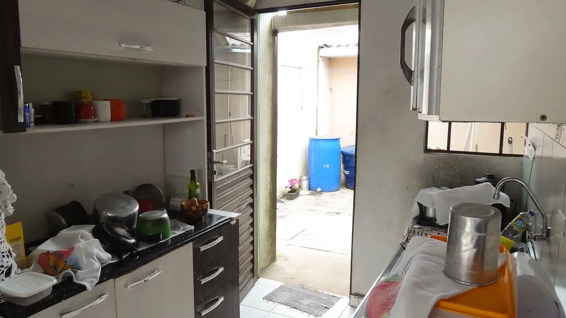 Foto 6 de Casa com 4 quartos à venda, 74m2 em Uberaba, Curitiba - PR