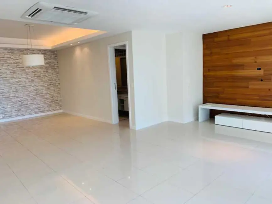 Foto 4 de Apartamento com 3 quartos à venda, 145m2 em Rio De Janeiro - RJ
