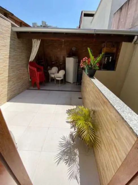 Foto 17 de Casa com 3 quartos para alugar, 200m2 em Rio De Janeiro - RJ