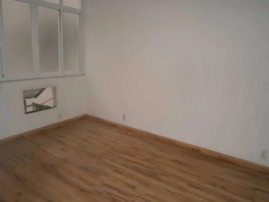 Foto 3 de Apartamento com 2 quartos à venda, 60m2 em Rio De Janeiro - RJ