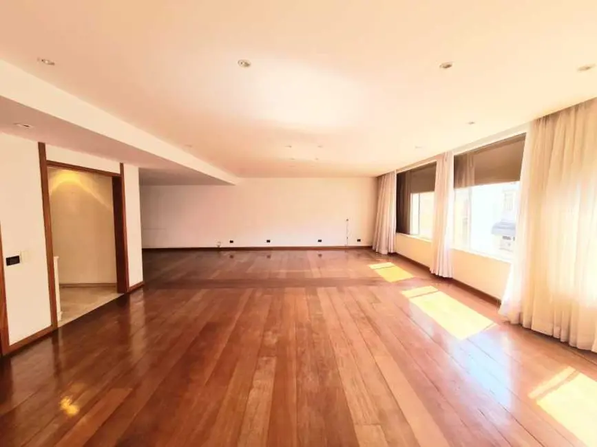 Foto 2 de Apartamento com 4 quartos à venda, 220m2 em Rio De Janeiro - RJ