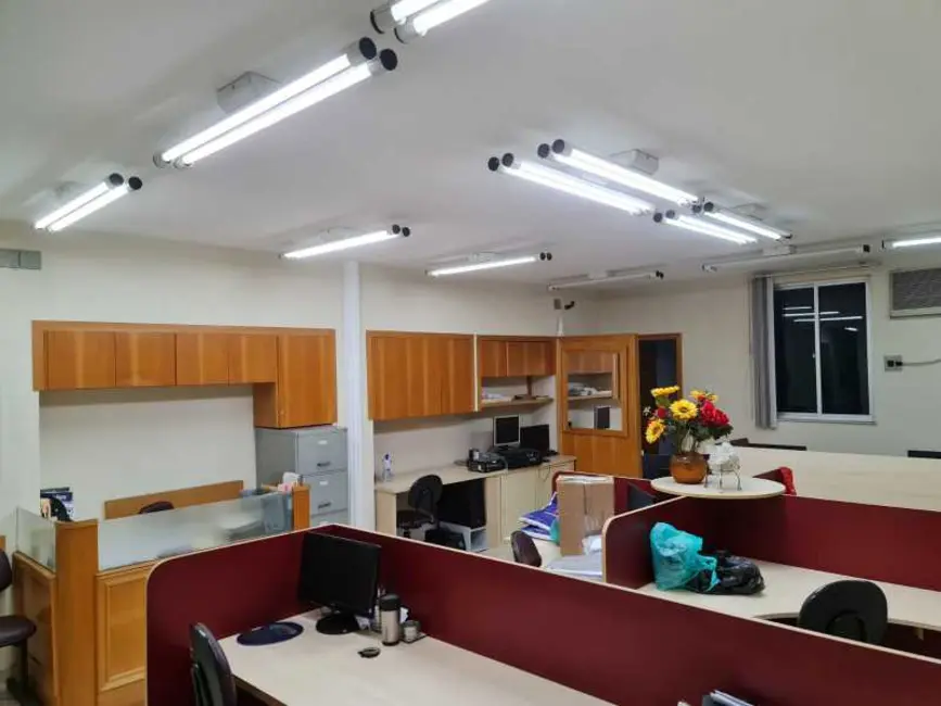 Foto 2 de Sala Comercial à venda, 187m2 em Rio De Janeiro - RJ