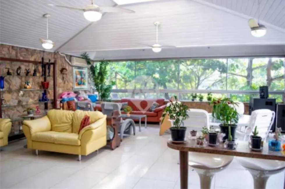 Foto 9 de Cobertura com 4 quartos à venda, 330m2 em Rio De Janeiro - RJ