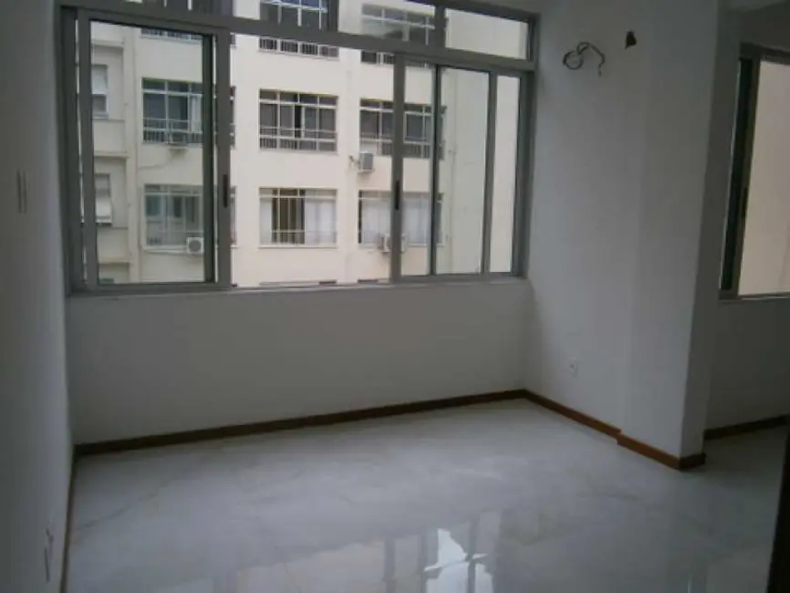 Apartamento com 3 quartos à venda, 110m2 em Rio De Janeiro - RJ - imagem 4 Foto 4 de Apartamento com 3 quartos à venda, 110m2 em Rio De Janeiro - RJ