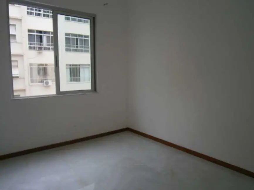 Apartamento com 3 quartos à venda, 110m2 em Rio De Janeiro - RJ - imagem 7 Foto 7 de Apartamento com 3 quartos à venda, 110m2 em Rio De Janeiro - RJ