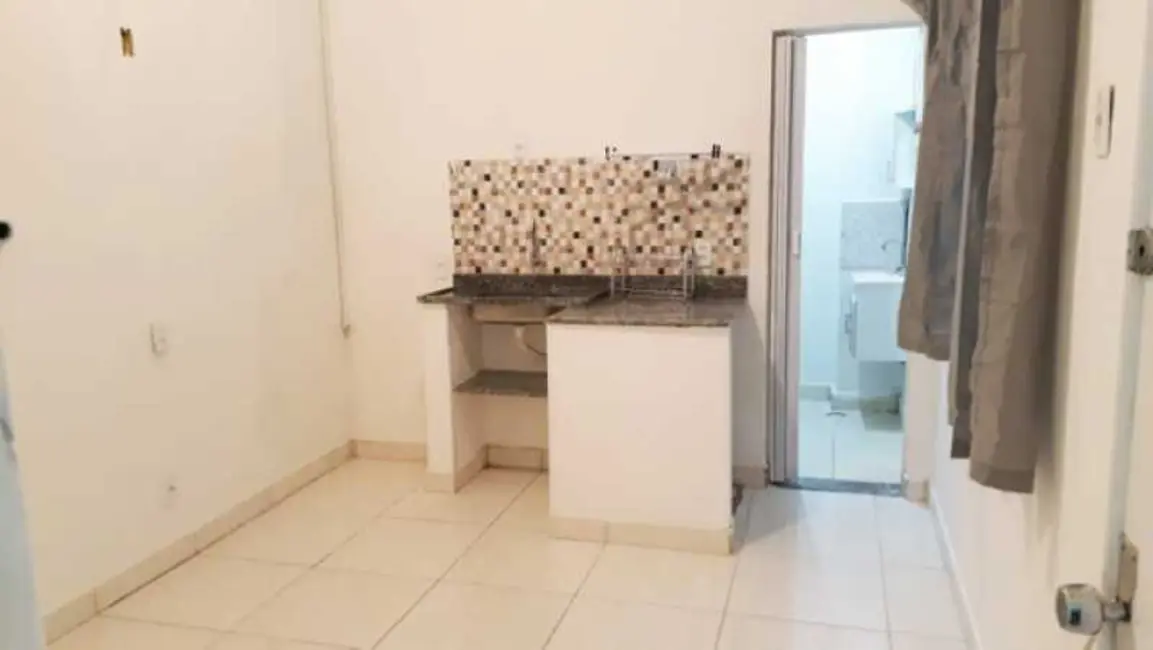 Foto 1 de Apartamento com 1 quarto para alugar, 14m2 em Rio De Janeiro - RJ