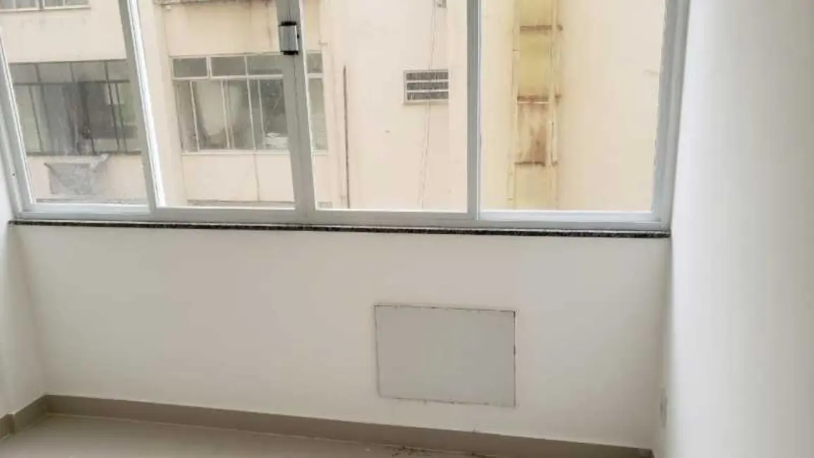 Foto 3 de Apartamento com 1 quarto à venda, 30m2 em Rio De Janeiro - RJ