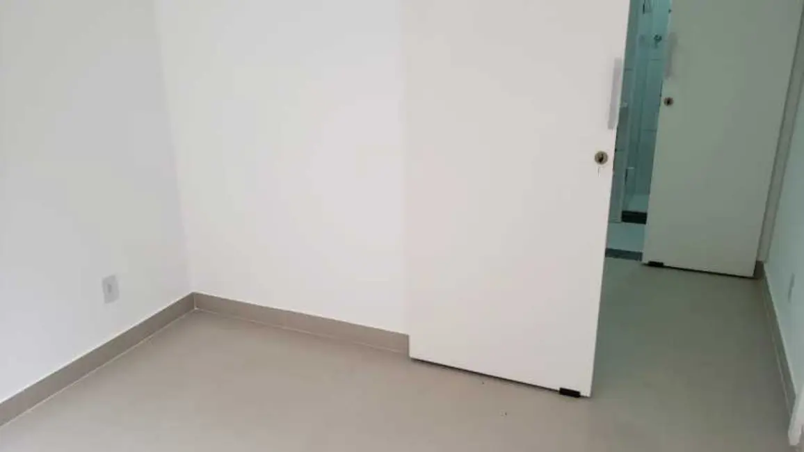 Foto 5 de Apartamento com 1 quarto à venda, 30m2 em Rio De Janeiro - RJ