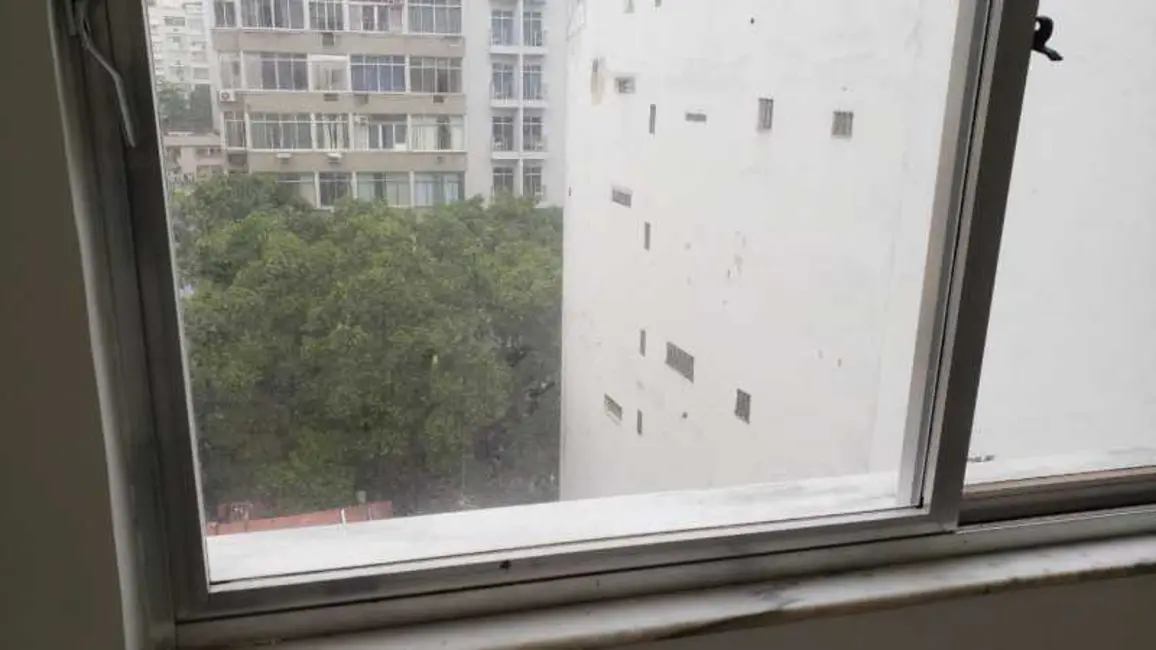 Foto 4 de Apartamento com 1 quarto à venda, 30m2 em Rio De Janeiro - RJ