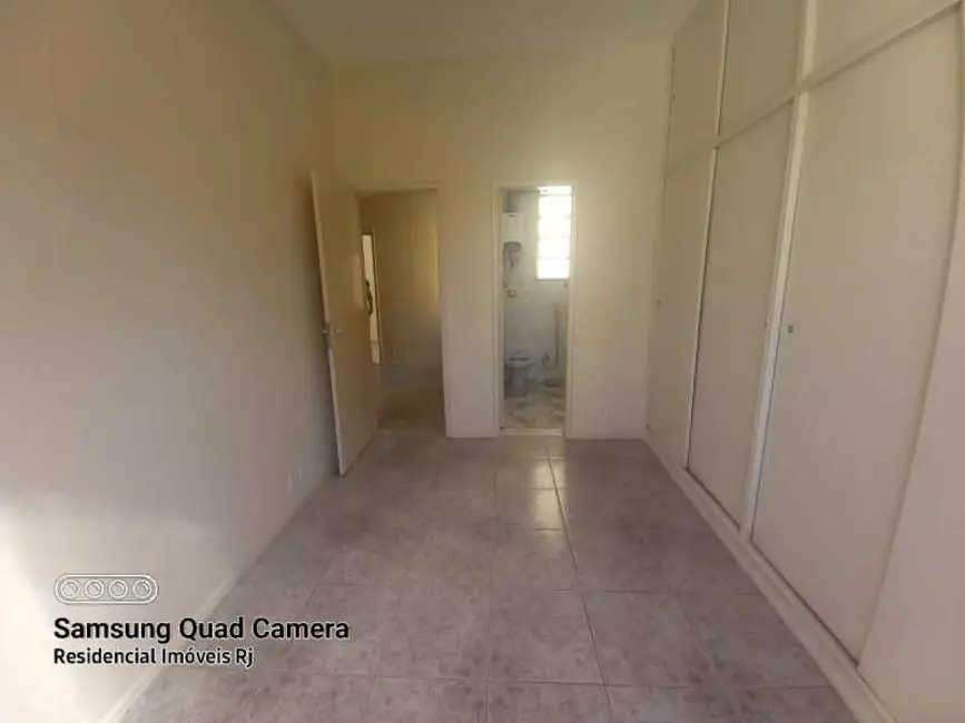 Foto 8 de Apartamento com 2 quartos para alugar, 60m2 em Rio De Janeiro - RJ