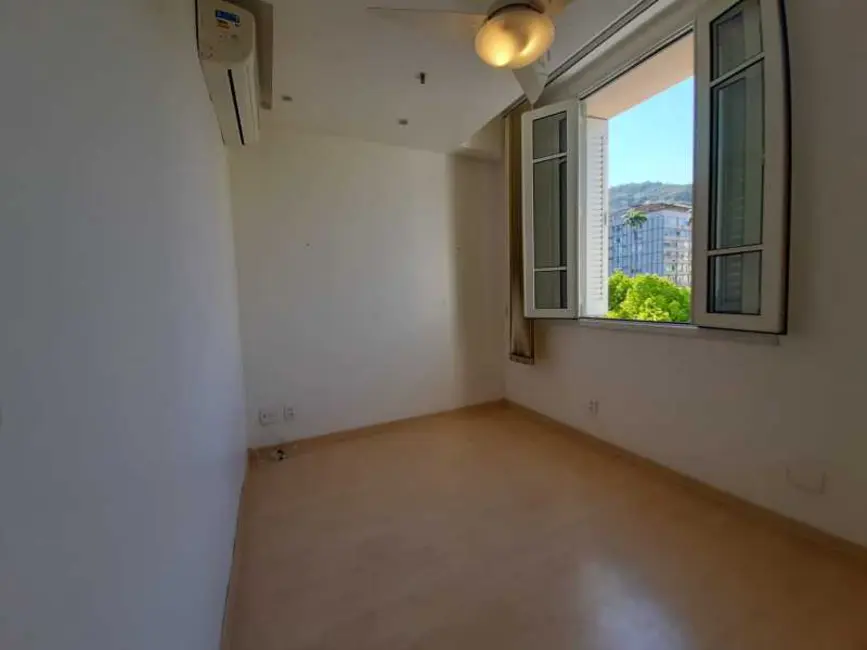 Sala Comercial à venda, 27m2 em Rio De Janeiro - RJ - imagem 2 Foto 2 de Sala Comercial à venda, 27m2 em Rio De Janeiro - RJ